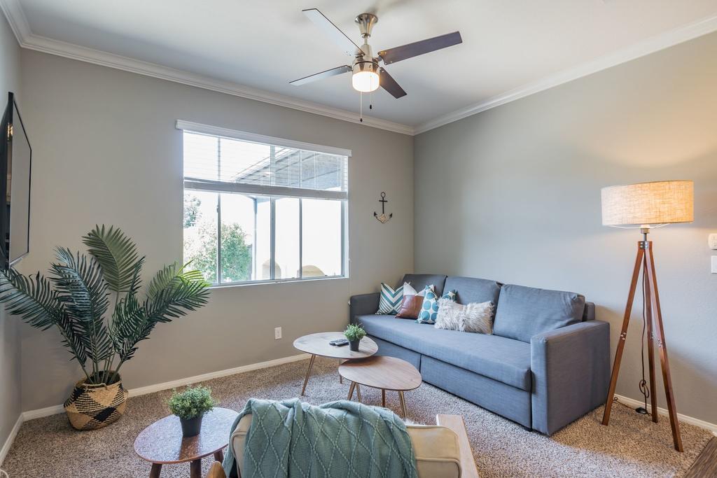 Cozy Oceanside Flat + Pool + Gym - thumb 2