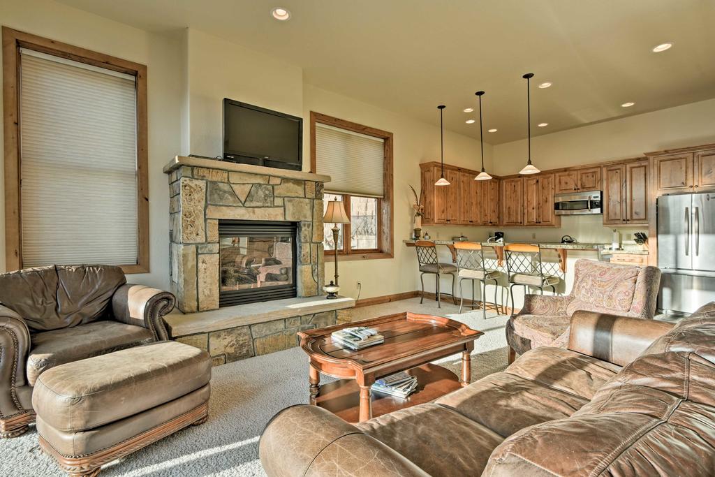 Crested Butte Townhome With Views - Steps To Lifts! - thumb 3