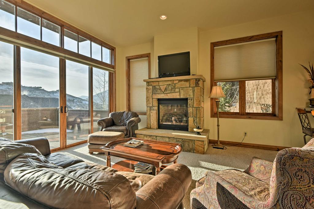 Crested Butte Townhome With Views - Steps To Lifts! - thumb 2