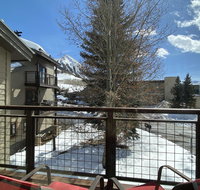 Crested Mountain North - Accommodation Denver