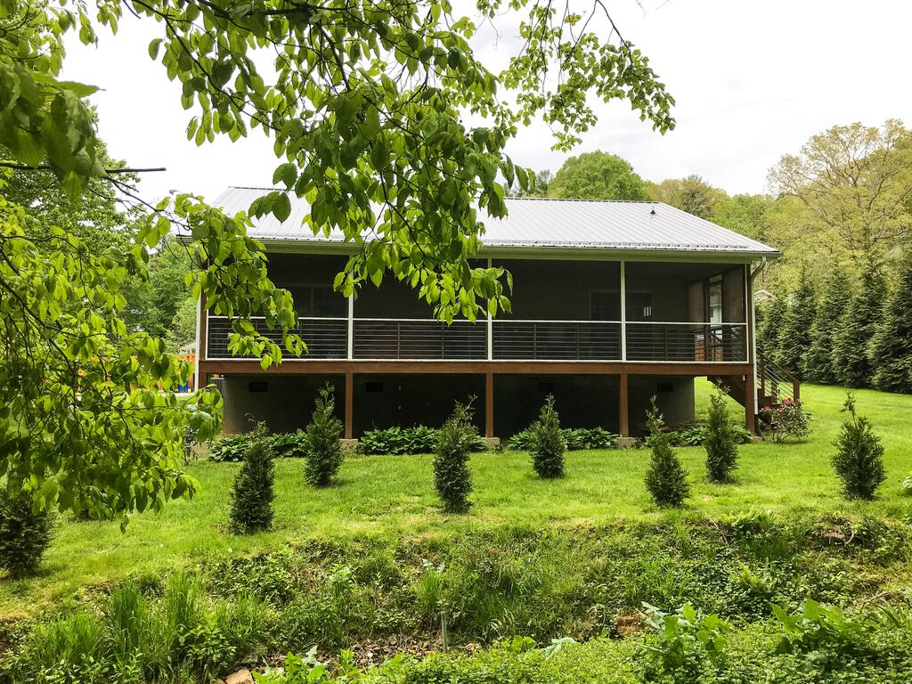 Curt's Cabin At Lake Junaluska - thumb 2