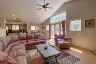 Cutty Sark Court 1 3BR Mountain Views townhouse Accommodation Denver