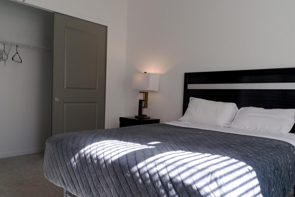 Denver Ballpark Apartments 30 Day Stays - thumb 2