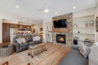 Downtown Luxury Loft 207 Near Resort With Huge Hot Tub - FREE Activities Daily WiFi  Shuttle Accommodation Denver