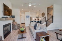 Downtown Luxury Loft 6 Near Resort With Huge Hot Tub - FREE Activities Daily WiFi  Shuttle Accommodation Denver