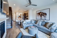 Downtown Luxury Villa 296 Near Resort With Rooftop Hot Tub - FREE Activities Daily WiFi  Shuttle Accommodation Denver