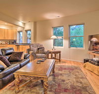Downtown Manitou Springs Home - Tranquil Creek View - Accommodation Denver