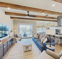 Dreamy Lake Travis Farmhouse w/ Swim Park  Marina home - Accommodation Denver