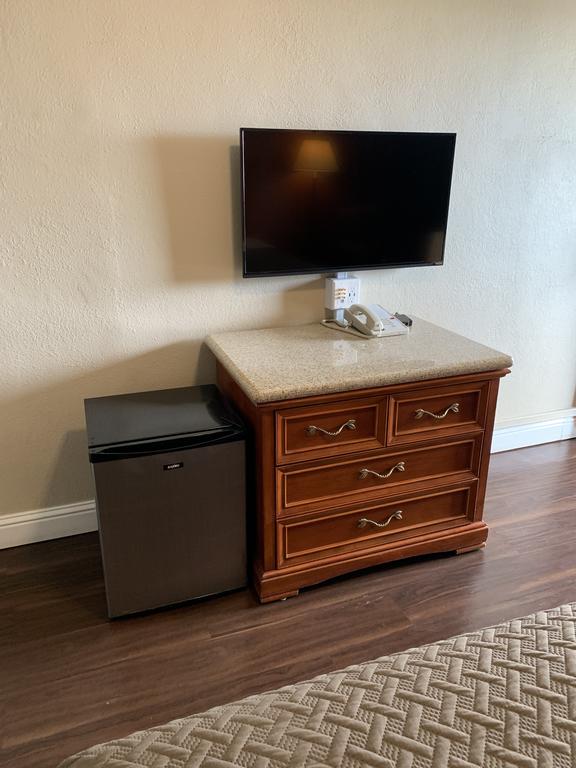 El Rancho Motel - thumb 1