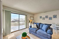 Emerald Isle Condo with Pool and Ocean Views Accommodation Denver