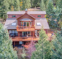 Expansive Mountain Retreat with Views of Pikes Peak - Accommodation Denver