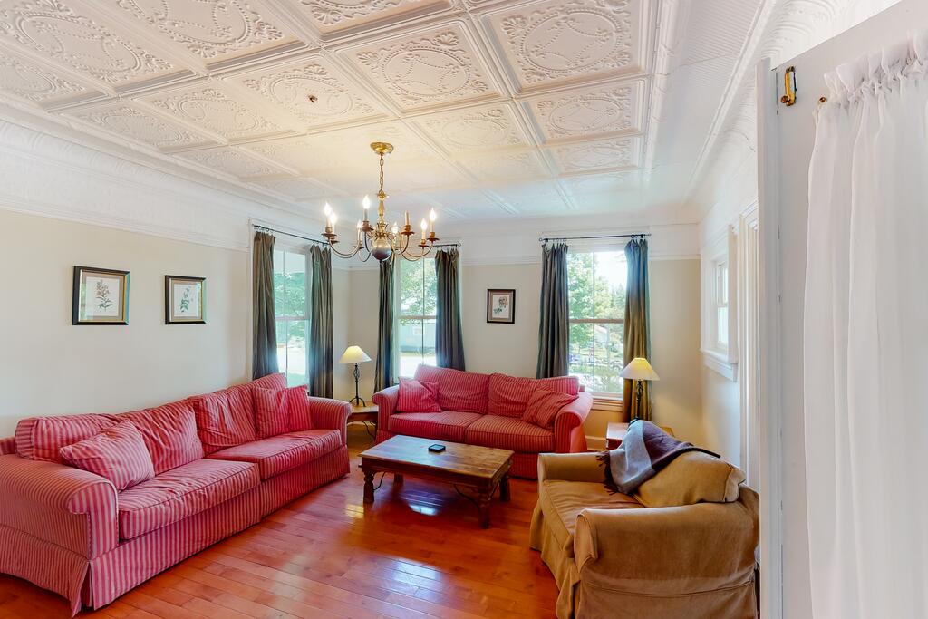 Farmhouse Escape - thumb 0