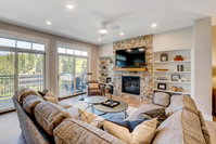 FREE Activities Daily WiFi  Shuttle - Downtown Luxury Loft 305 Near Resort/Pool Sized Hot Tub Accommodation Denver