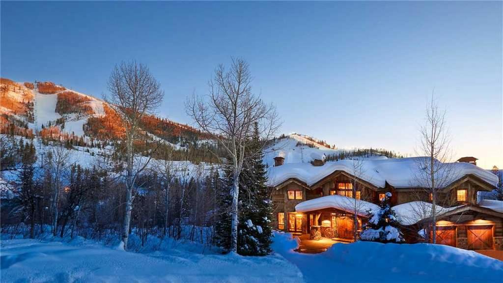 Gold Mine Lodge: 6BR Walk-to-ski 150 Yards - Super Deluxe Private Home - thumb 0