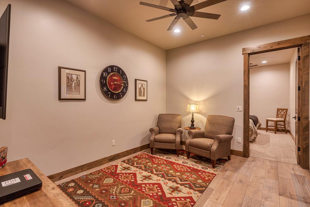 Gorgeous New-Build Home In Schaffers Mill Home - thumb 3