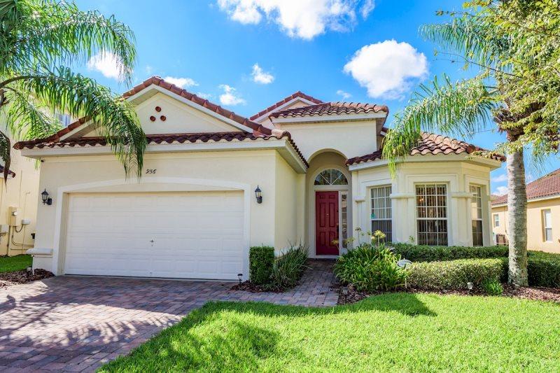 Gorgeous Private 4 Bed South Facing Pool And Spa - thumb 0