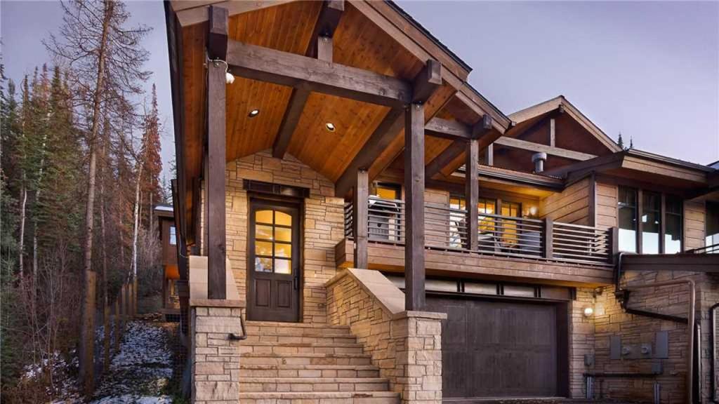 Granite Falls Chalet - thumb 2