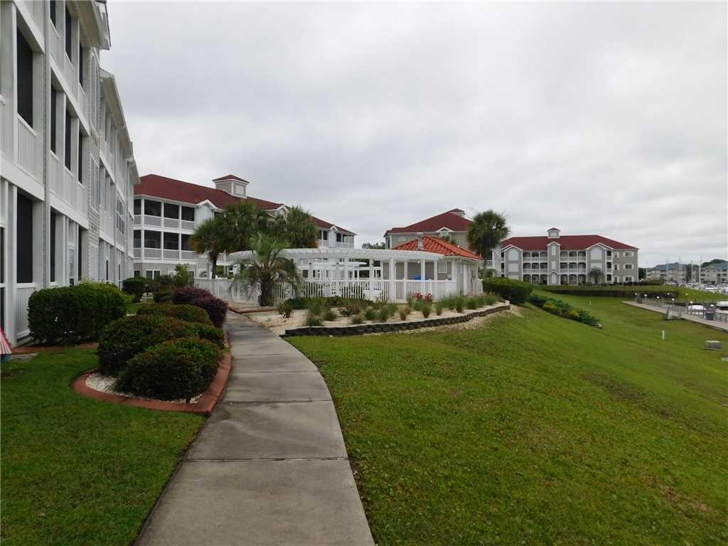 Harbourfront Villas #A6 Condo - thumb 1