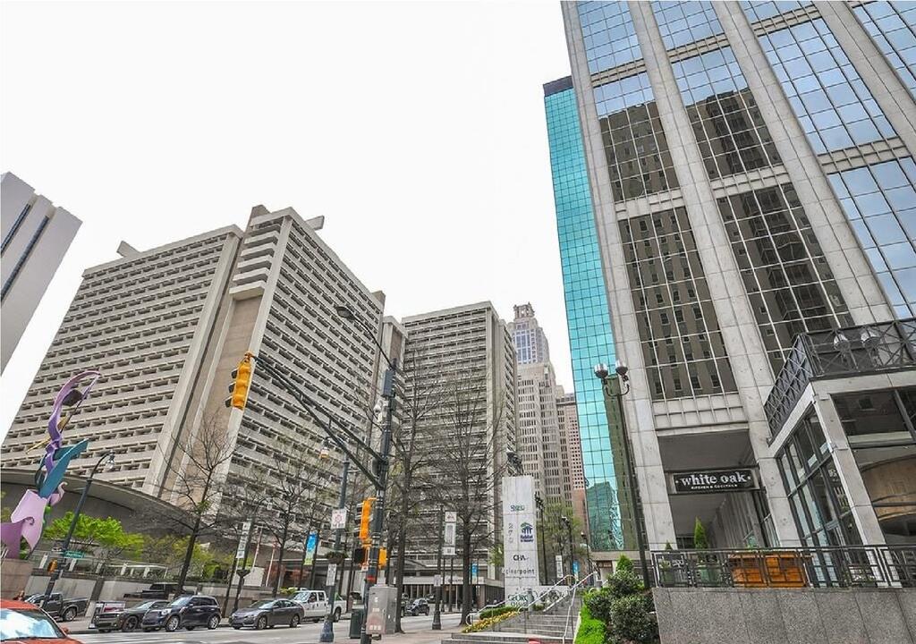 Heart Of Downtown Atlanta Condo - Walk To All Attractions - thumb 2