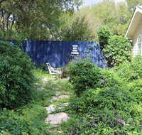 Hilltop Hacienda - Accommodation Denver