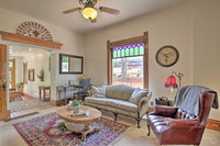 Historic Downtown Loveland Home with Private Patio Accommodation Denver