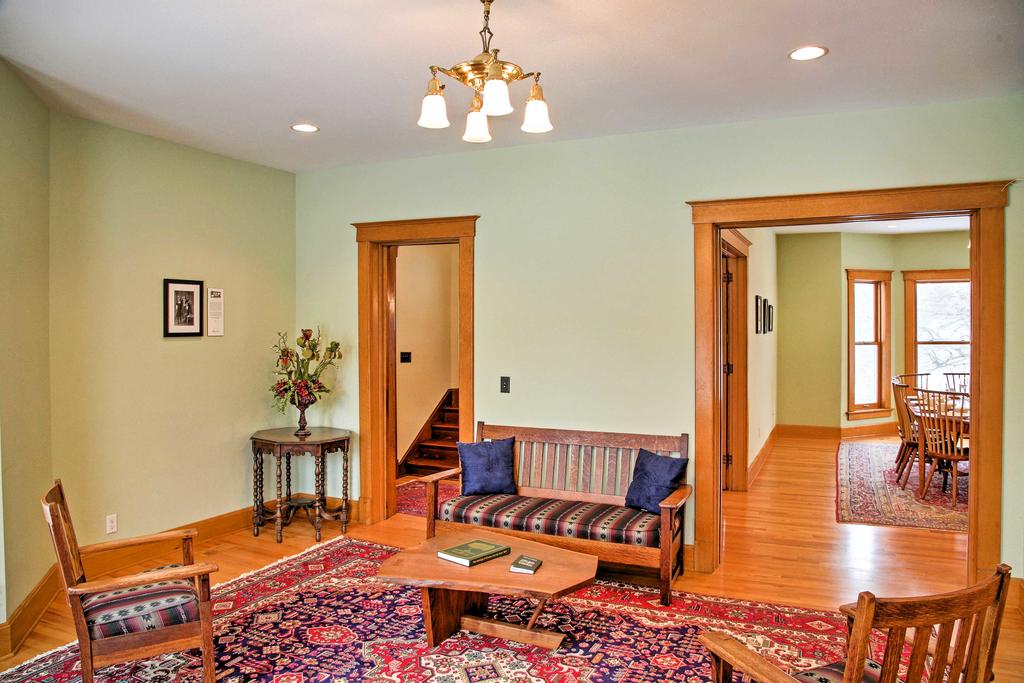 Historic Jefferson Home - Restored And Spacious! - thumb 2