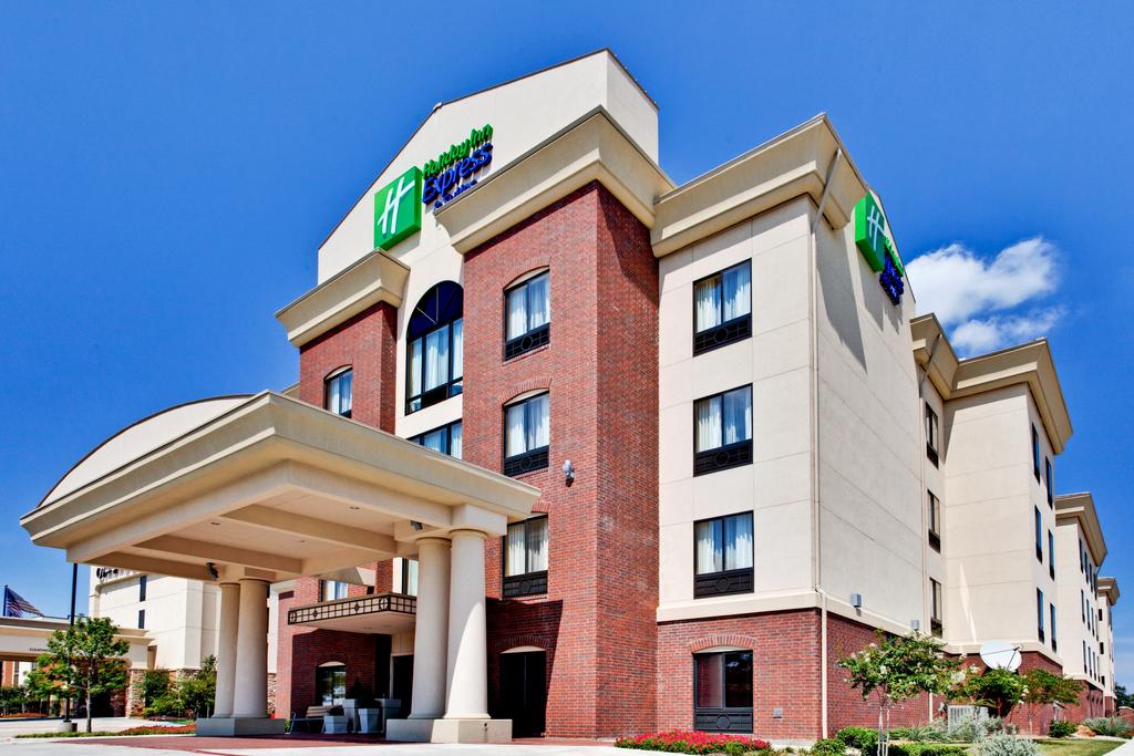 Holiday Inn Express Hotel & Suites DFW West - Hurst - thumb 0