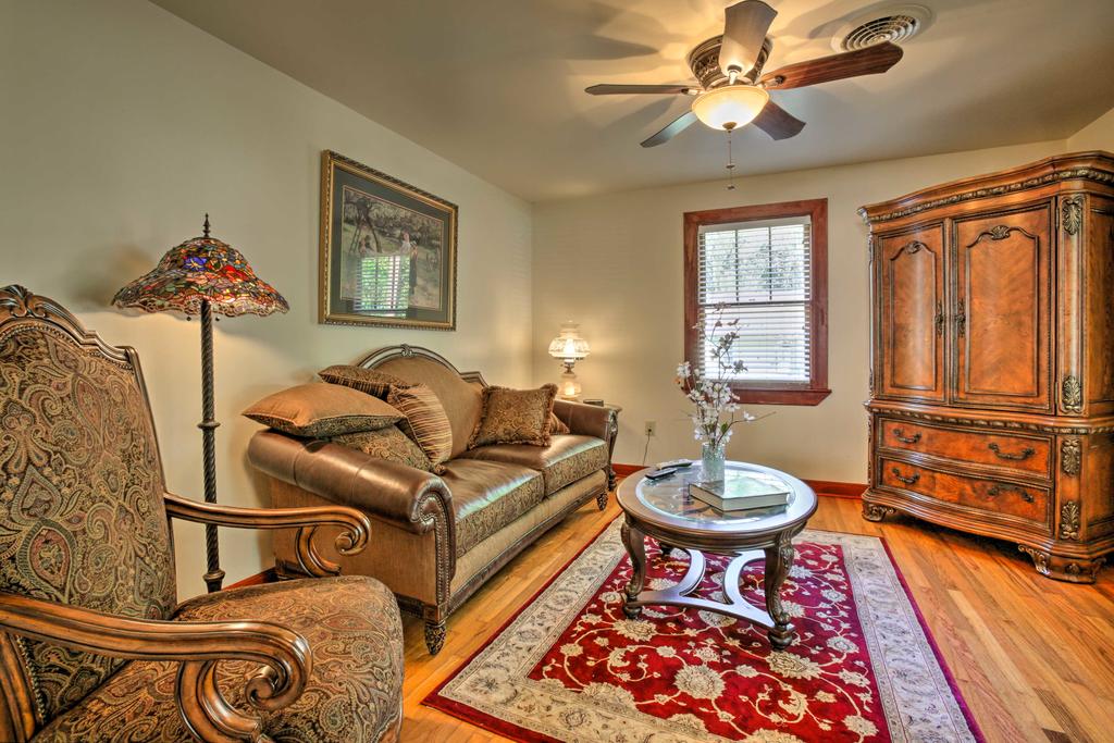 Home With Yard-5 Mi To Fontainebleau State Park! - thumb 3