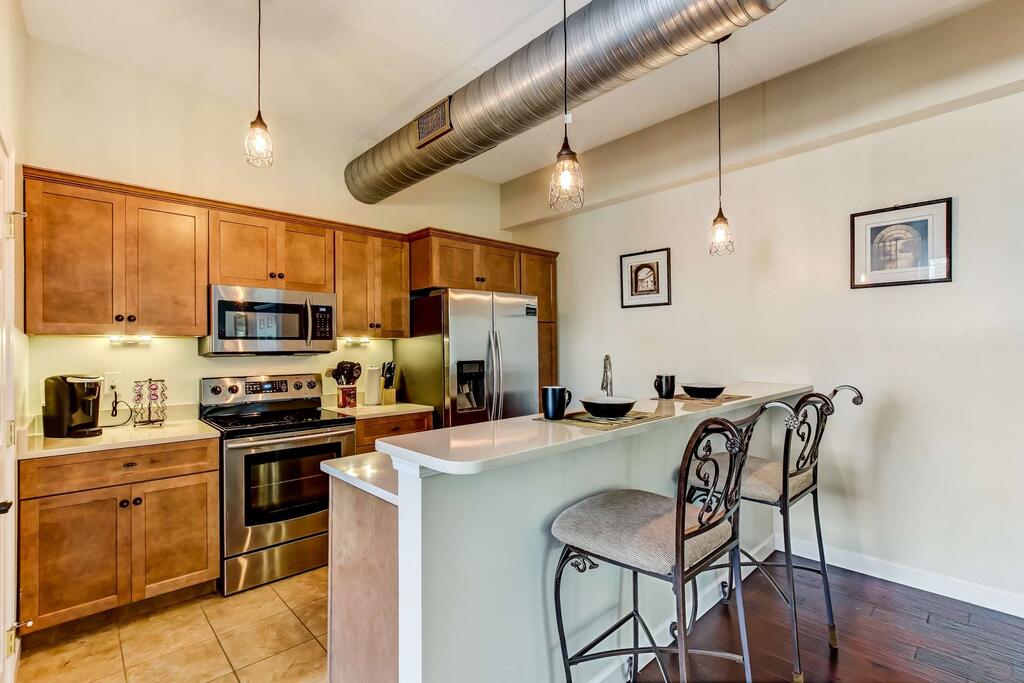 JBH 115 W 2nd Apt #1 - thumb 2