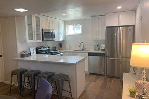 King, Bunks & Sleep Sofa Lower Apartment In Denver