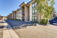 Lake Cliffe 209F Accommodation Denver