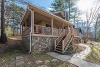 Lake Tomahawk Retreat Accommodation Denver