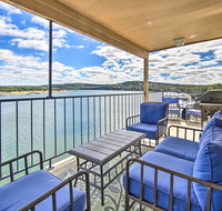 Lake Travis Condominium With Spectacular Views - Accommodation Denver
