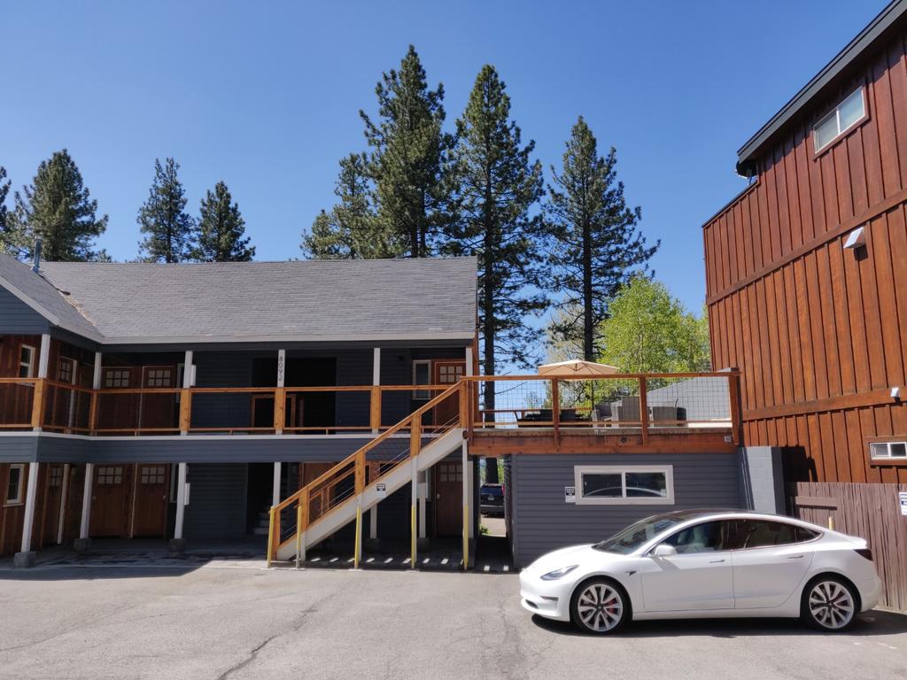 Lakeside Suites At Hotel California Lake Tahoe - thumb 1