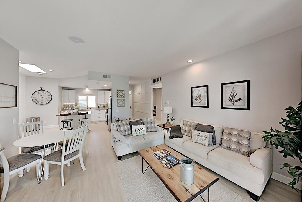 Lavish Desert Retreat With Pools, Golf, Tennis, Spa Condo - thumb 0