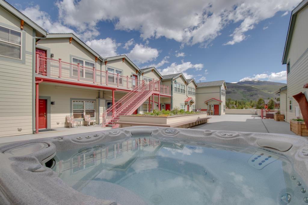 Main Street Splendor - thumb 1