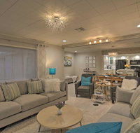 Mid-Century Modern Oasis with Spacious Patio! - Accommodation Denver