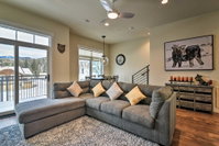 Modern Winter Park Ski Condo Near the Ski Shuttle Accommodation Denver