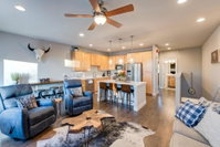 New Downtown Luxury Chalet 115 Near Resort With Hot Tub - FREE Activities Daily WiFi  Shuttle Accommodation Denver