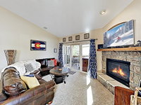 New Listing End-Unit Townhome W/ Private Hot Tub Townhouse Accommodation Denver