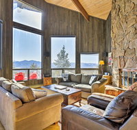 Panoramic Mountain-View Home with Hot TubDeck - Accommodation Denver