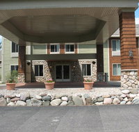 Pellston Lodge - Accommodation Denver