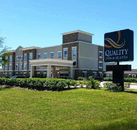 Quality Inn & Suites Victoria East - Accommodation Denver