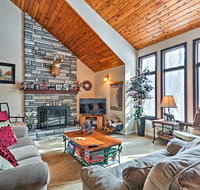 Relaxing Eagle Rock Resort Home - 1 Block to Lake - Accommodation Denver