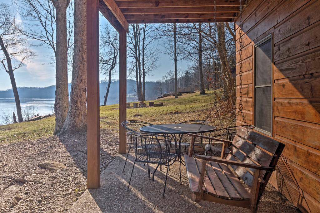 Riverfront Magnet Cabin With Hot Tub & Views! - thumb 0