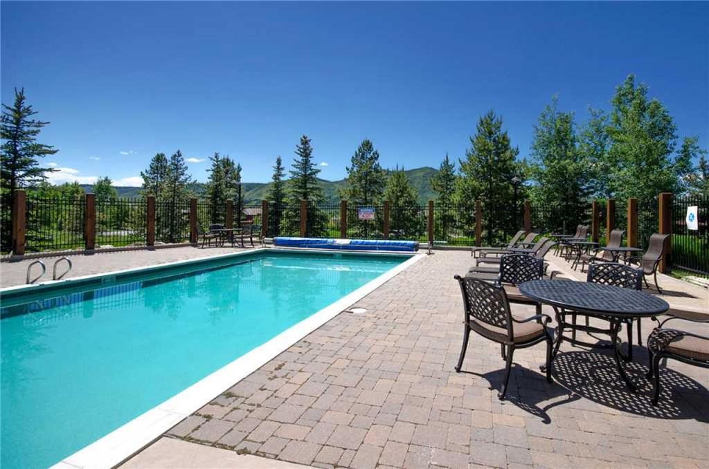 Rockies Condominiums - R2302 - thumb 1