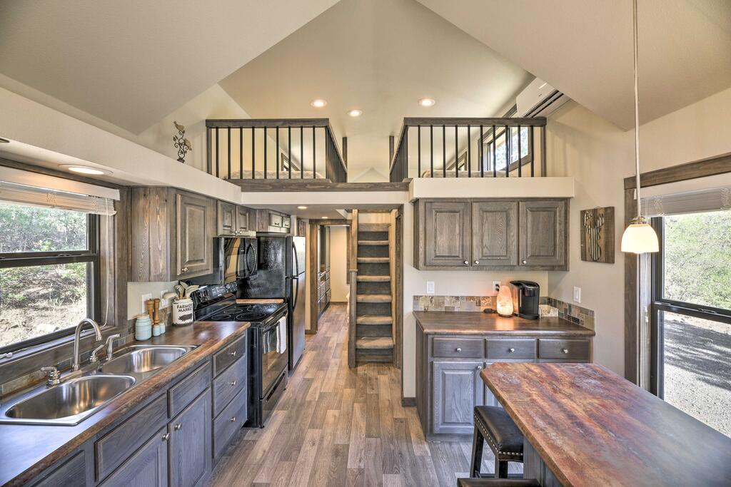 Roomy Pagosa Springs Tiny Cabin - 1Mi Downtown - thumb 0