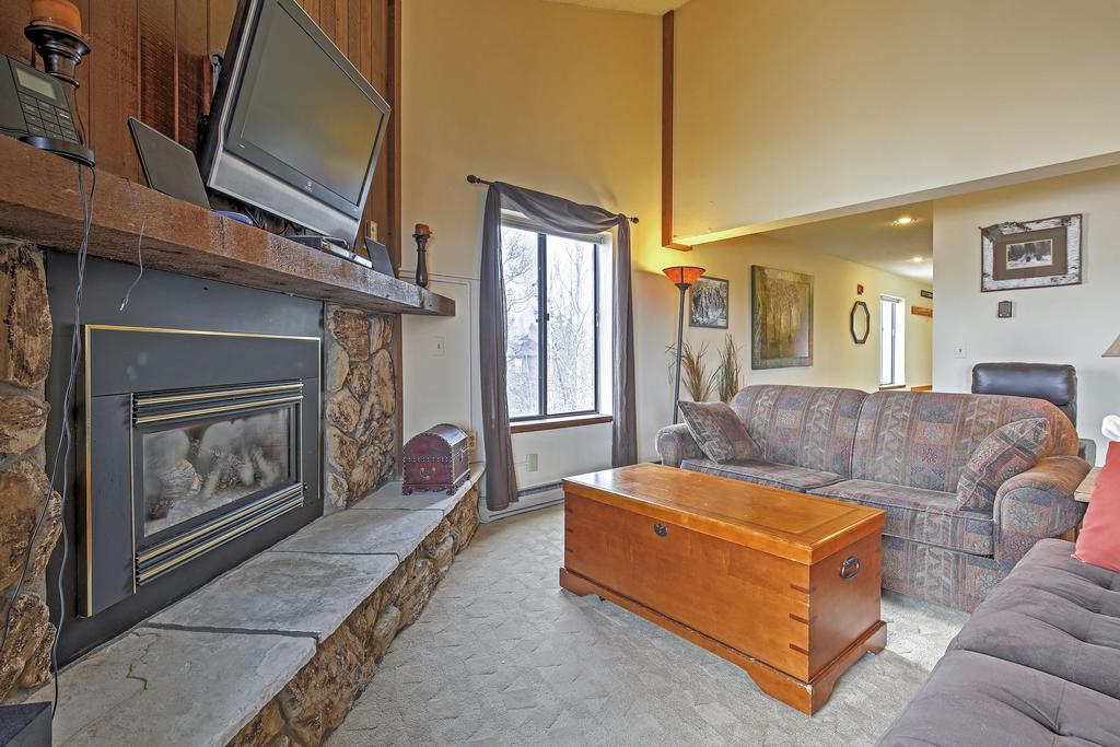 Scenic Silverthorne Condo W/ Balcony & Mtn. Views! - thumb 1