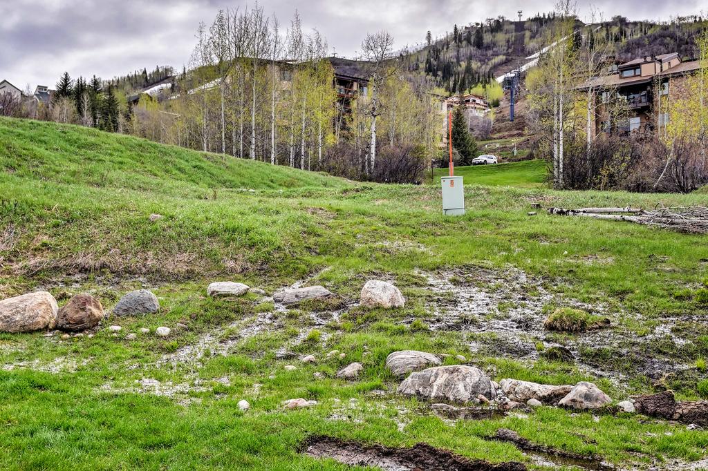 Ski-In Steamboat Condo With Mtn Views And Hot Tub - thumb 3
