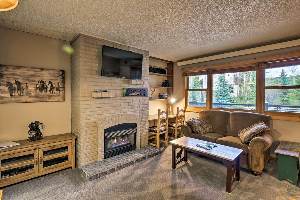 Ski-In Steamboat Condo With Mtn Views And Hot Tub - thumb 1